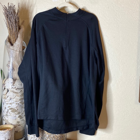 L.L. Bean Other - LL Bean pull over thumb hole